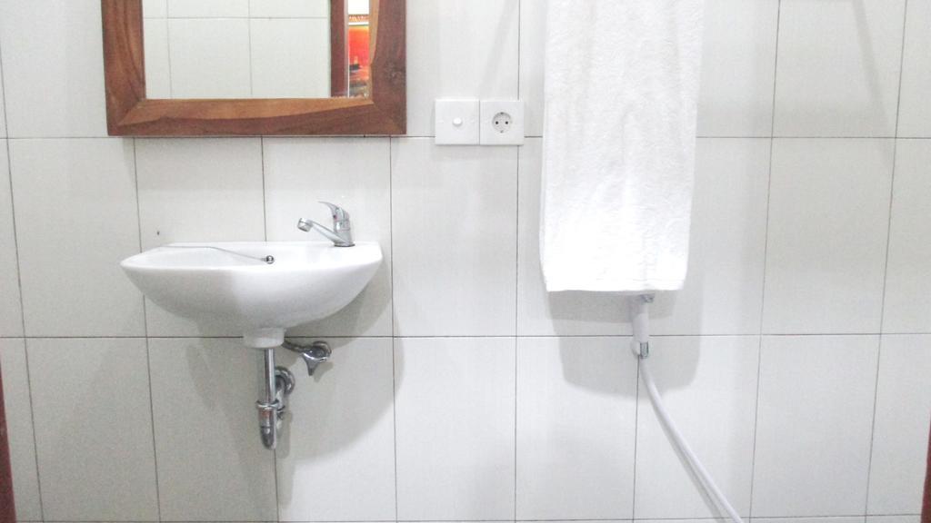 Vinandaka Homestay Sanur  Bagian luar foto