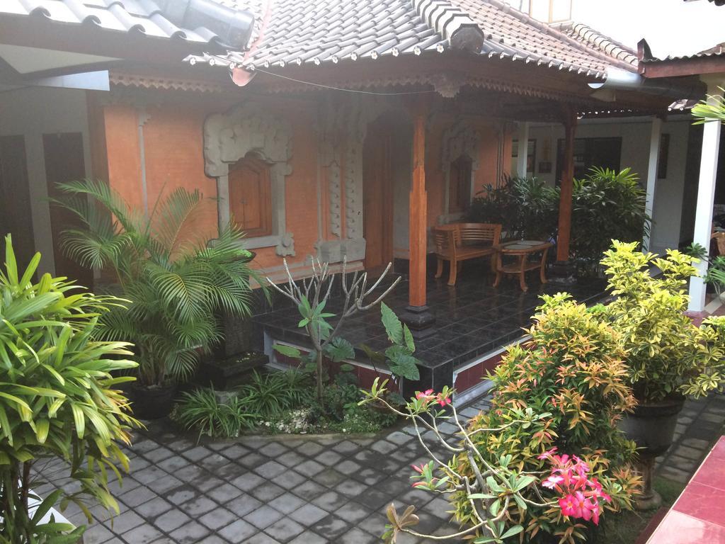 Vinandaka Homestay Sanur  Bagian luar foto